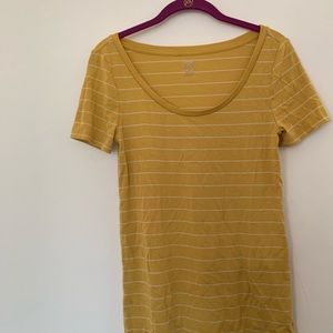 Yellow stripped top